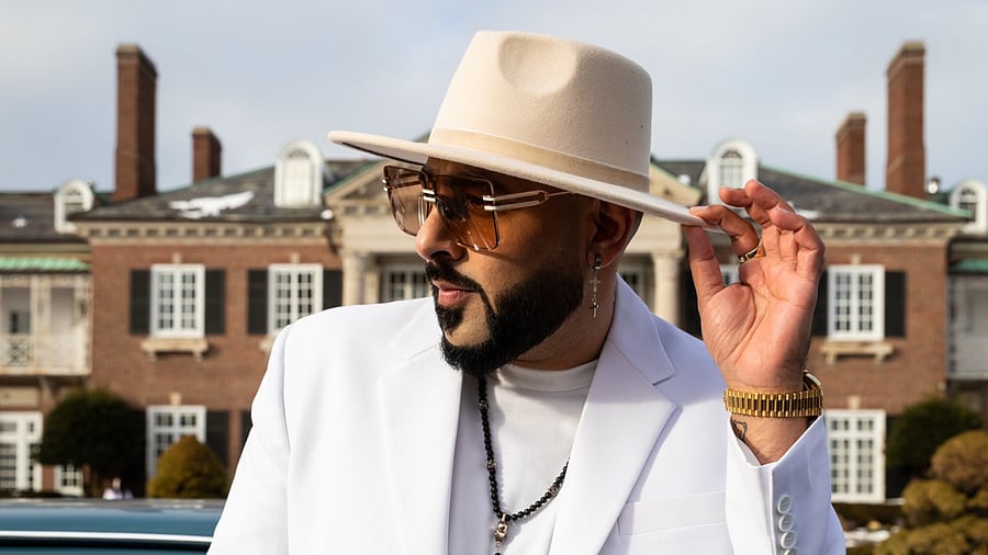 <div class="paragraphs"><p>Badshah. </p></div>