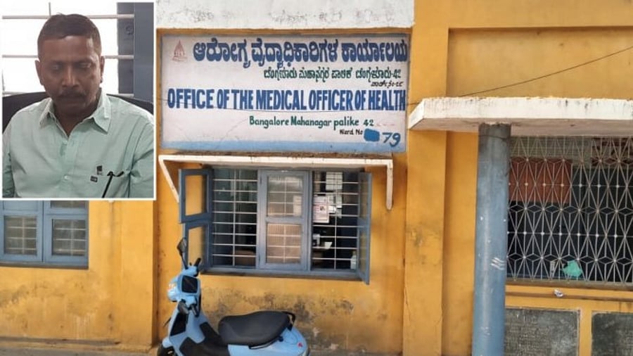 A Lokayukta team headed by Deputy Superintendent of Police Satish M H and police inspector Gangarudrayya and supervised by Ashok K V, Superintendent of Police, Bengaluru, Lokayukta, carried out the operation. Credit: Special Arrangement