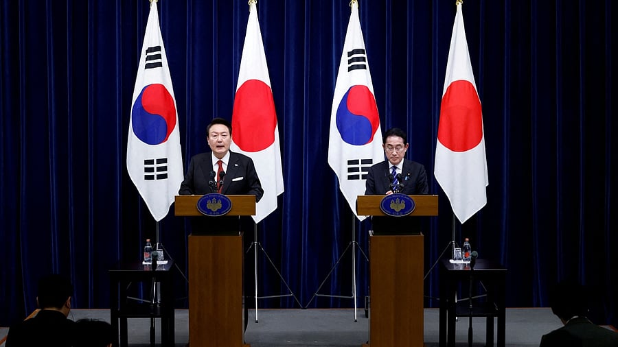 South Korea's President Yoon Suk Yeol and Japan's Prime Minister Fumio Kishida hold a joint news conference at the prime minister's official residence in Tokyo, Japan, March 16, 2023. Kiyoshi Ota/Pool via Reuters
