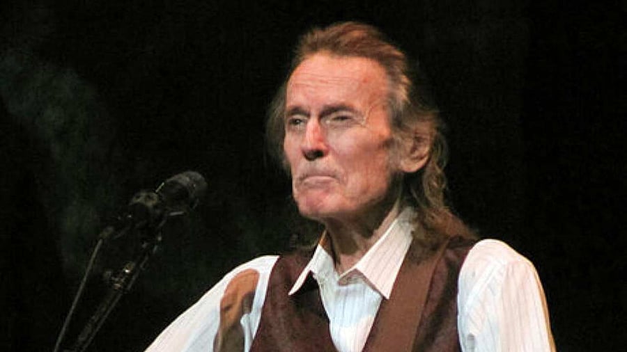 Gordon Lightfoot. source: Wikipedia/Arnielee