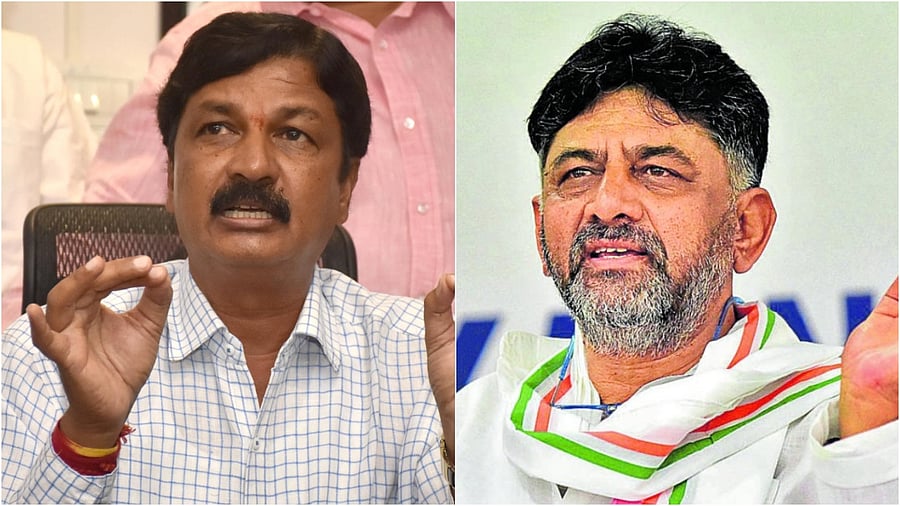 Ramesh Jarkiholi and D K Shivakumar. Credit: DH Photo