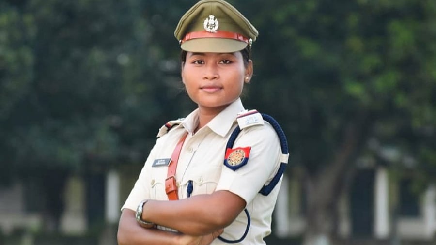 Sub-inspector Junmoni Rabha. Credit: Twitter/@junmoni_rabha