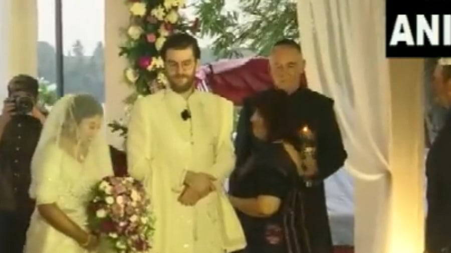 Rabbi Ariel Tyson from Israel officiated the wedding. Credit: Twitter / @ANI