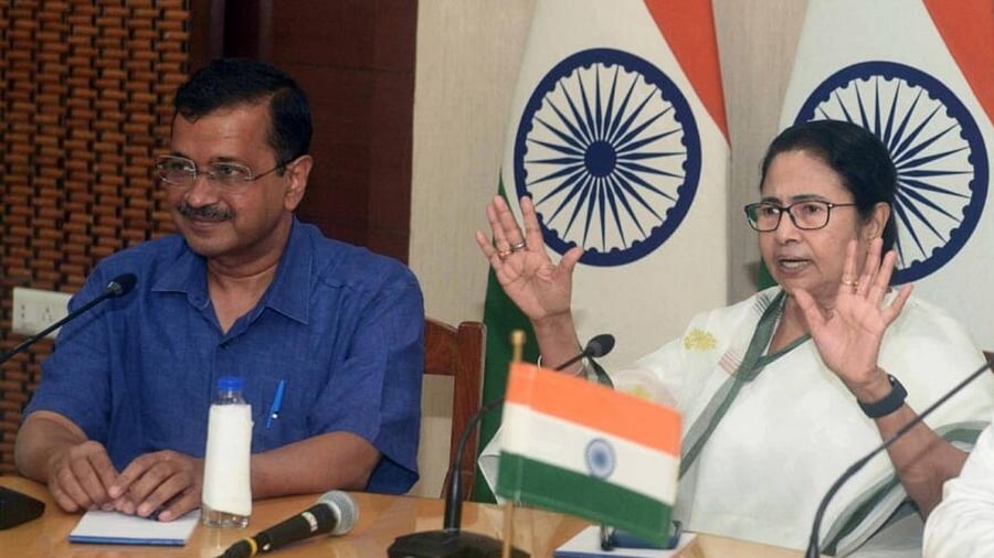 Delhi Chief Minister Arvind Kejriwal along with West Bengal CM Mamata Banerjee. Credit: IANS Photo
