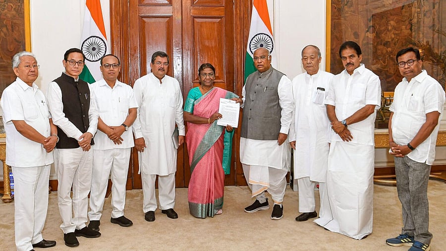 President Droupadi Murmu in a meeting with a Congress delegation led by party President Mallikarjun Kharge, at Rashtrapati Bhavan. Credit: PTI Photo
