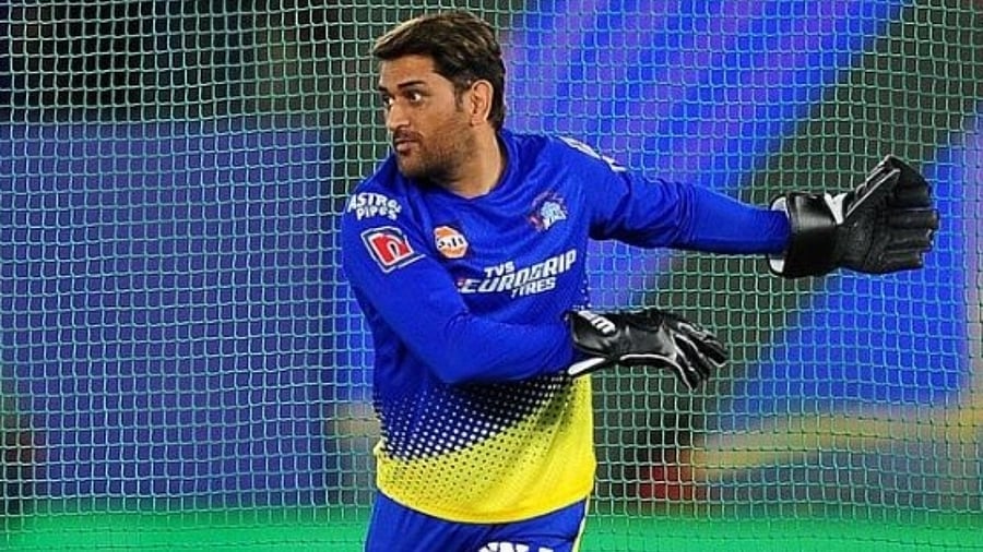 MS Dhoni undergoes successful knee surgery in Mumbai. Credit: IANS Photo