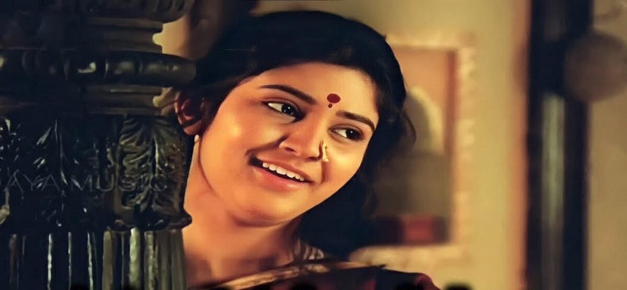 A still from Nagamandala.