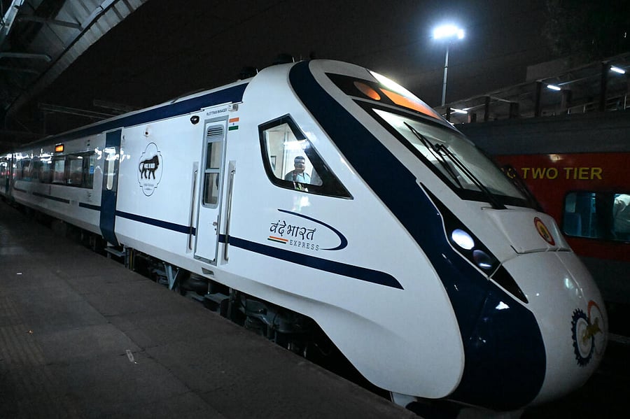 Bengaluru-Dharwad 'Vande Bharat Express' train arrives at the KSR Railway Station, during its trial run, in Bengaluru on Monday. DH Photo/ B H Shivakumar