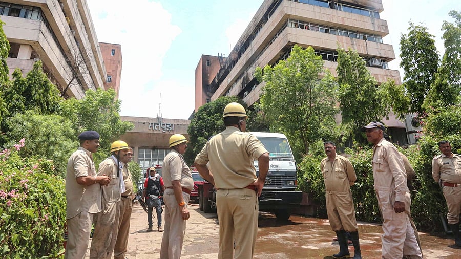 Police inspect Satpura Bhawan, a day after fire incident. Credit: PTI File Photo