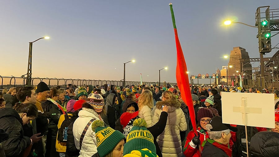 View of people showing up for the Sydney Harbour Bridge walk. Credit: Twitter/@JoFernandes_33