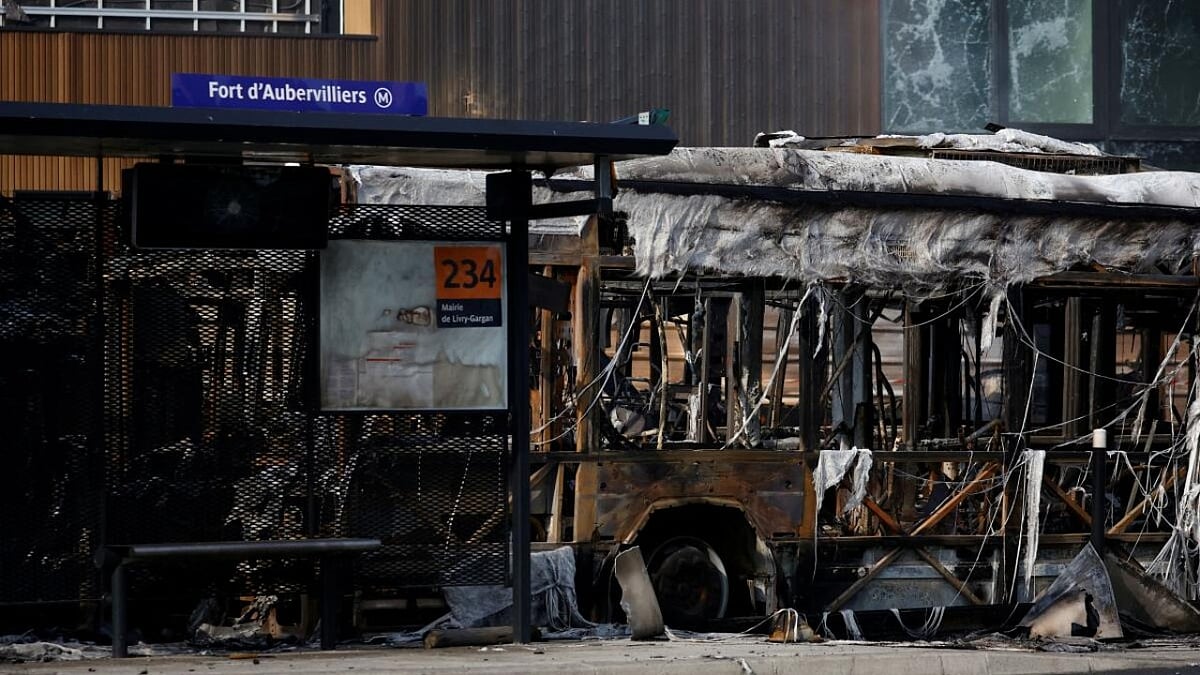 667 arrested after third night of riots in France