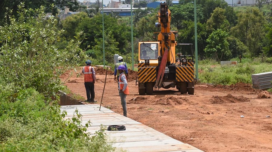 Nadaprabhu Kempegowda Layout inspection. Credit: DH Photo
