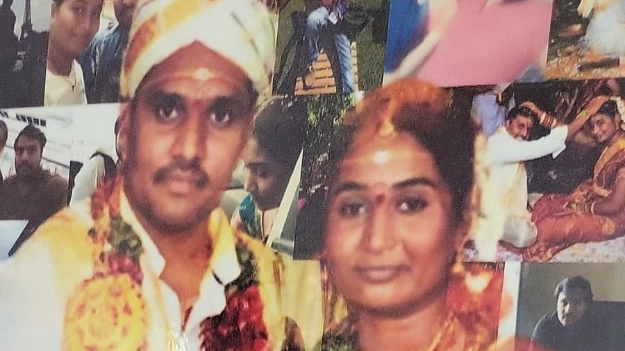Veerarjun Vijay and Hemavathi at their wedding. Credit: Special arrangement