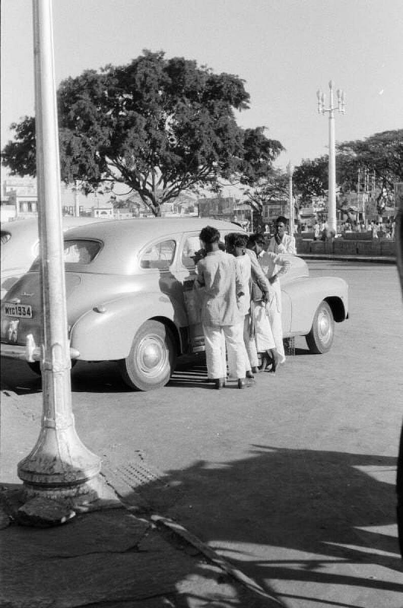 Heritage enthusiast Mansoor Ali shares a photo of one of the 800 street lamps that were set up in Bangalore in 1905