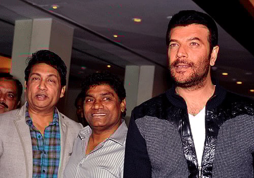 Bollywood actors  Shekhar Suman (L), Johnny Lever  (C) and Aditya  Pancholi  attended the music launch ceremony for the upcoming Hindi film  Deewana main Deewana in Mumbai on January 22, 2013. AFP PHOTO