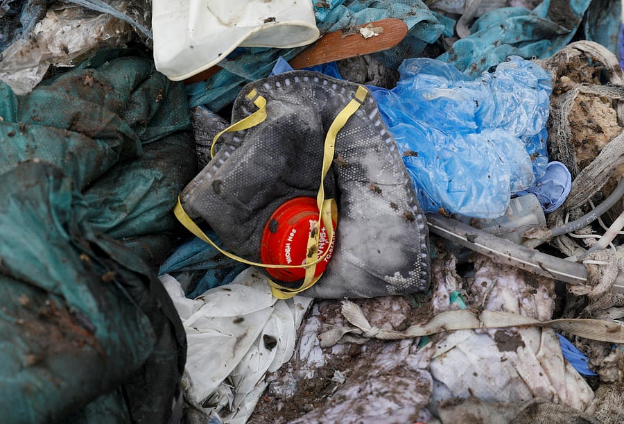 <div class="paragraphs"><p>Representative image of waste materials.</p></div>