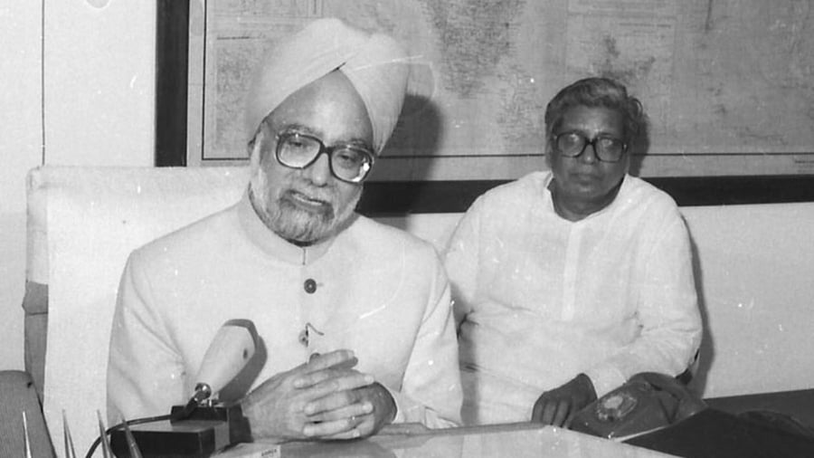 <div class="paragraphs"><p>1991 | Epochal Budget | Manmohan Singh | This Budget, presented during the Narasimha Rao government, marked the beginning of economic liberalisation |</p></div>