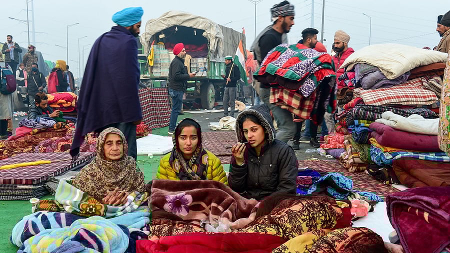 In Pics | How farmers are staying put at Ghazipur border