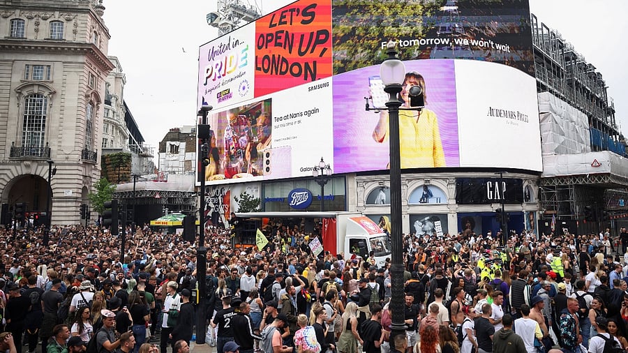 Massive protest against lockdown as UK delays lifting restrictions due to Delta variant