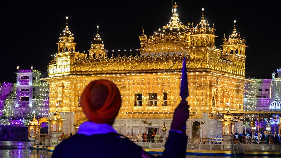 Gurunanak Jayanthi 2021: Five main food items prepared in Guru Da Langar