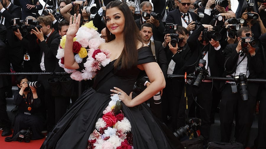 Cannes 2022: Aishwarya Rai Bachchan wows all in floral gown; pictures go viral