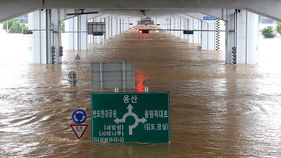 In Pics | Torrential rains turn Seoul's roads into rivers, normal life affected