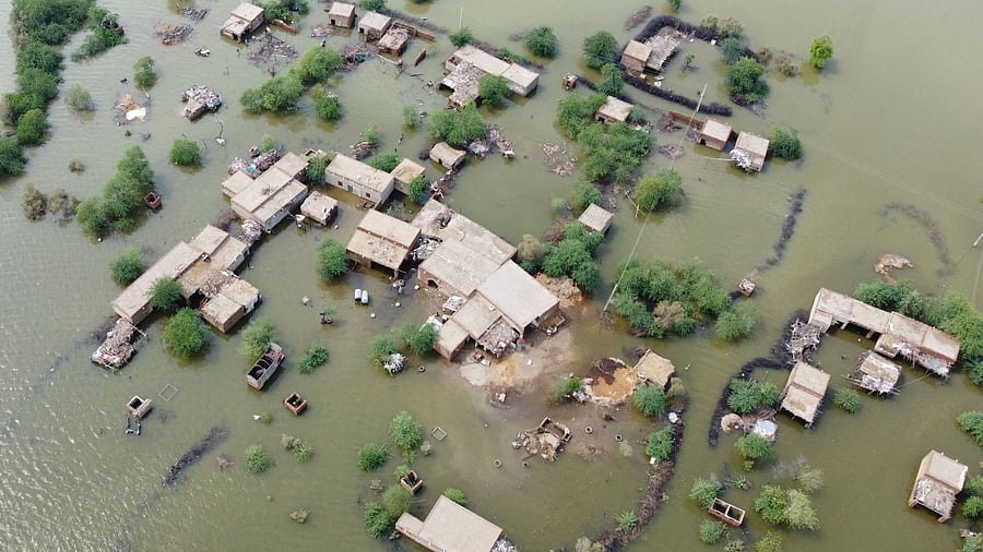 Pakistan Flood: Before-and-after satellite pics show the scale of destruction