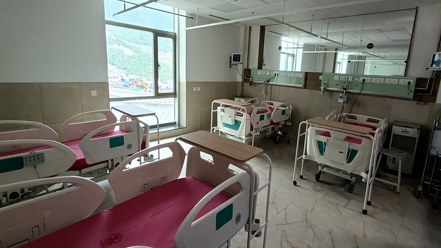 <div class="paragraphs"><p>Representative image of a hospital ward.</p></div>