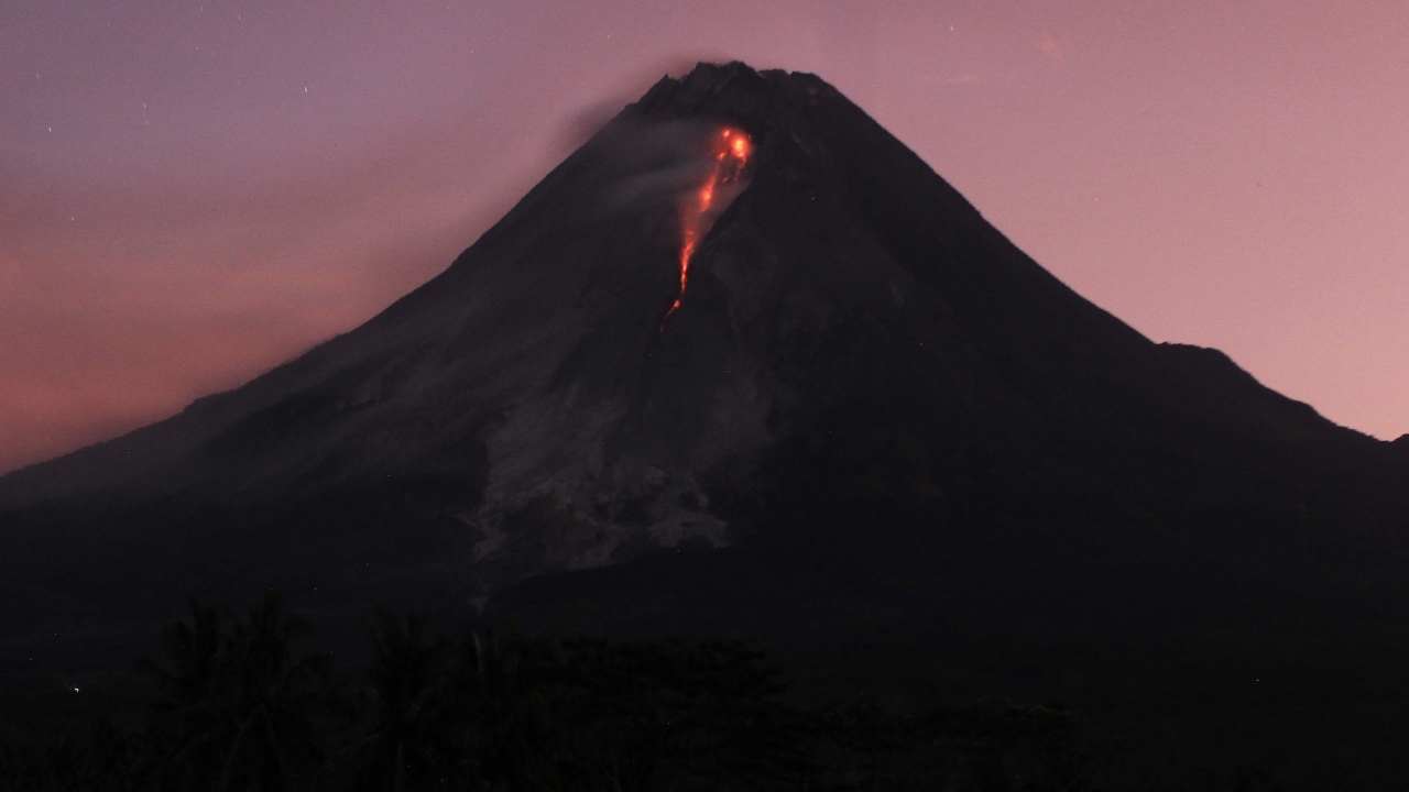 Merapi volcano erupts: Volcanic ash blankets villages