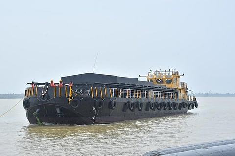 Second MCA Barge, YARD 76 (LSAM 8) launched in Visakhapatnam