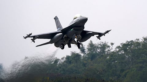 Alt="China steps up military pressure around Taiwan"