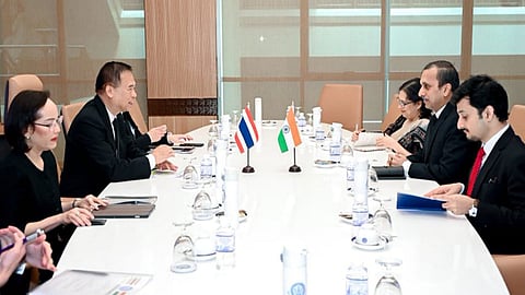 Alt="Punnet Aggrawal with Thailand's Vice MFA Vijavat Isarabhakdi"