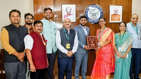 Alt="DRDO's TDF Director: Nidhi Bansal, DG MCC: Sheena Rani R, DG TM: Anupam Sharma with Kapil Bansal, Founder & CEO Zero mK India Pvt. Ltd."