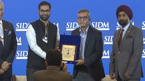 Alt="Defence Secretary Rajesh Kumar Singh at SIDM Annual Conference"