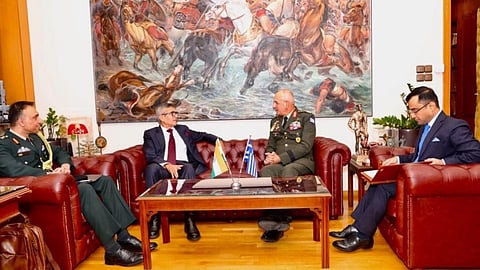 Alt="Indian Defence Secretary Rajesh Kumar Singh and General Dimitrios Choupis, Chief of the Hellenic National Defence General Staff"