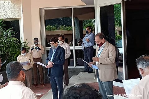 BEML Jan Andolan: CMD DK Hota administered COVID-19 pledge to the employees