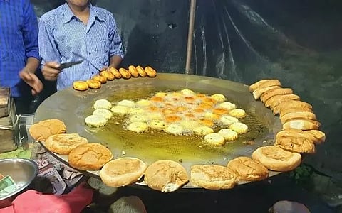Nathe Ram Ji & Son’s Bun Tikki