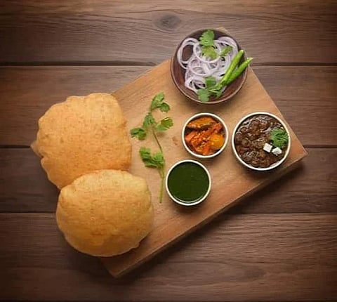 Pind Bhatura
