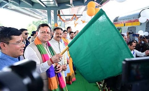 700 Devotees Begin Somnath Yatra on Special Train from Dehradun