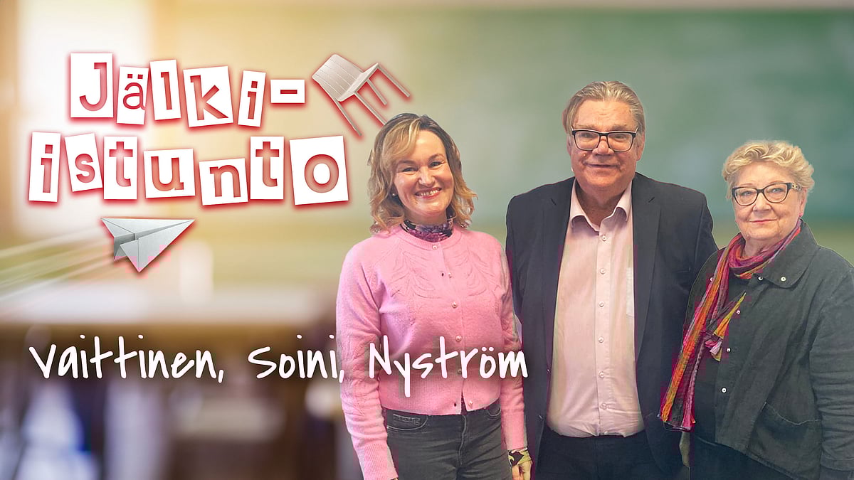 Jälki-istunto-podcastissa Elina Vaittinen, Timo Soini ja Sirkku Nyström.