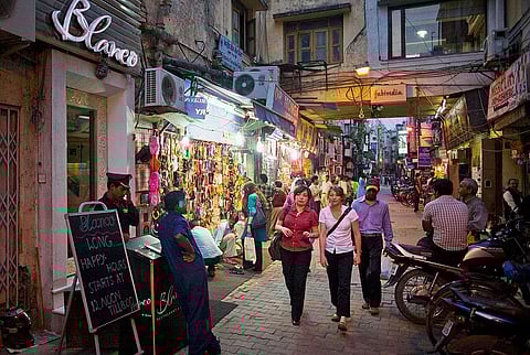 Top Street Markets In Delhi And What All You Can Buy From Here!