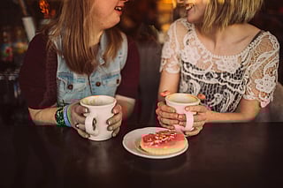 Newest Coffee Spots in Delhi to Visit on National Siblings Day!