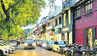 Inside Khan Market: Delhi’s Most Premium Shopping & Dining Hub