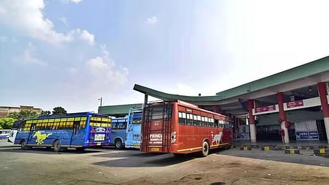 Kerala tourist buses suspend services to Karnataka, Tamil Nadu over ‘unlawful taxes’