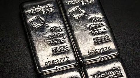 26-fold price hike in 25 years--the quiet rise of silver 
