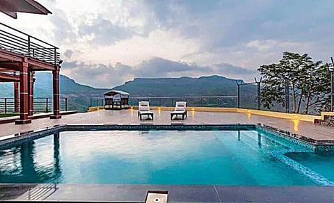 Centre planning curbs on holiday-home clubs