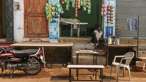 Small shops are shutting down in Kerala as customers prefer  malls and online shopping. Pic:  Wikimedia Commons