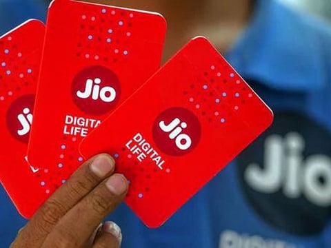Jio increases recharge prices 