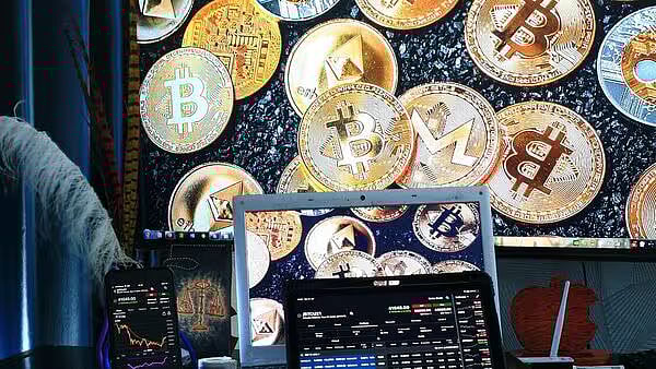 Crypto slide deepens as bitcoin dips below $86,000; Chinese founders shelve  $500 million ether treasury plan