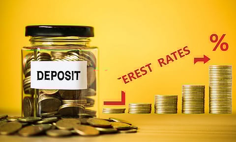 ഓഹരി നിക്ഷേപം കൈപൊള്ളിക്കുമ്പോള്‍ ബാങ്ക് സ്ഥിരനിക്ഷേപമോ മെച്ചം?